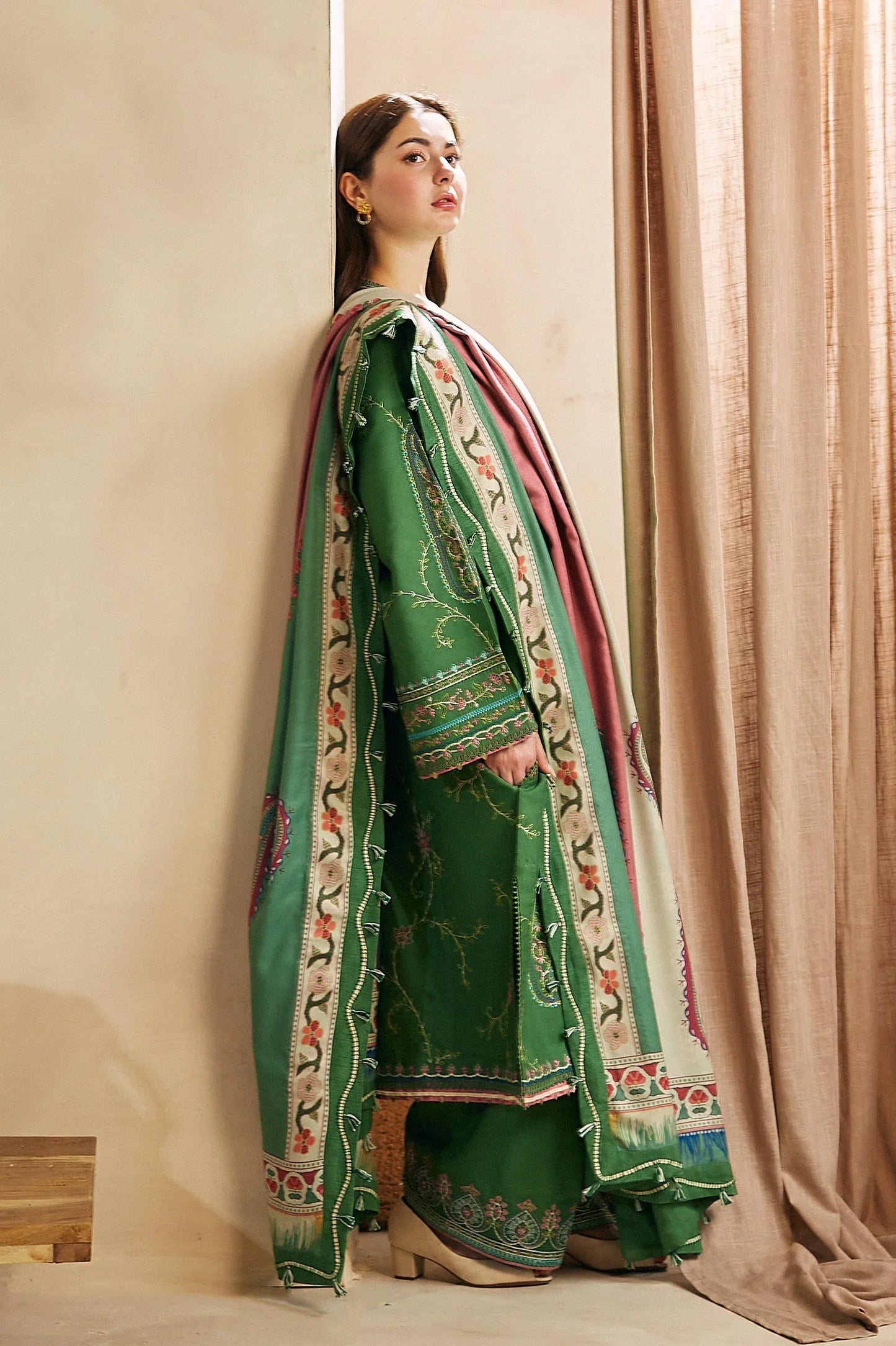Zara Shahjahan - 3PC Luxury Dhanak Embroidered Suit - NEWB-A1071
