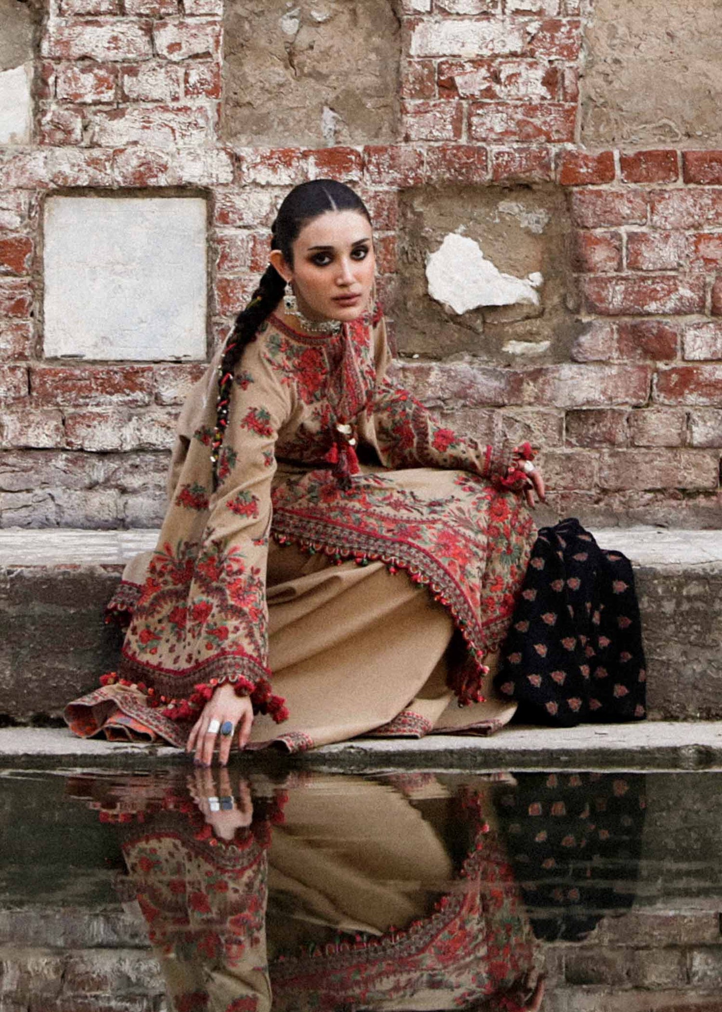 Hussain Rehar - 3PC Lawn Embroidered Suit -NE-A1045