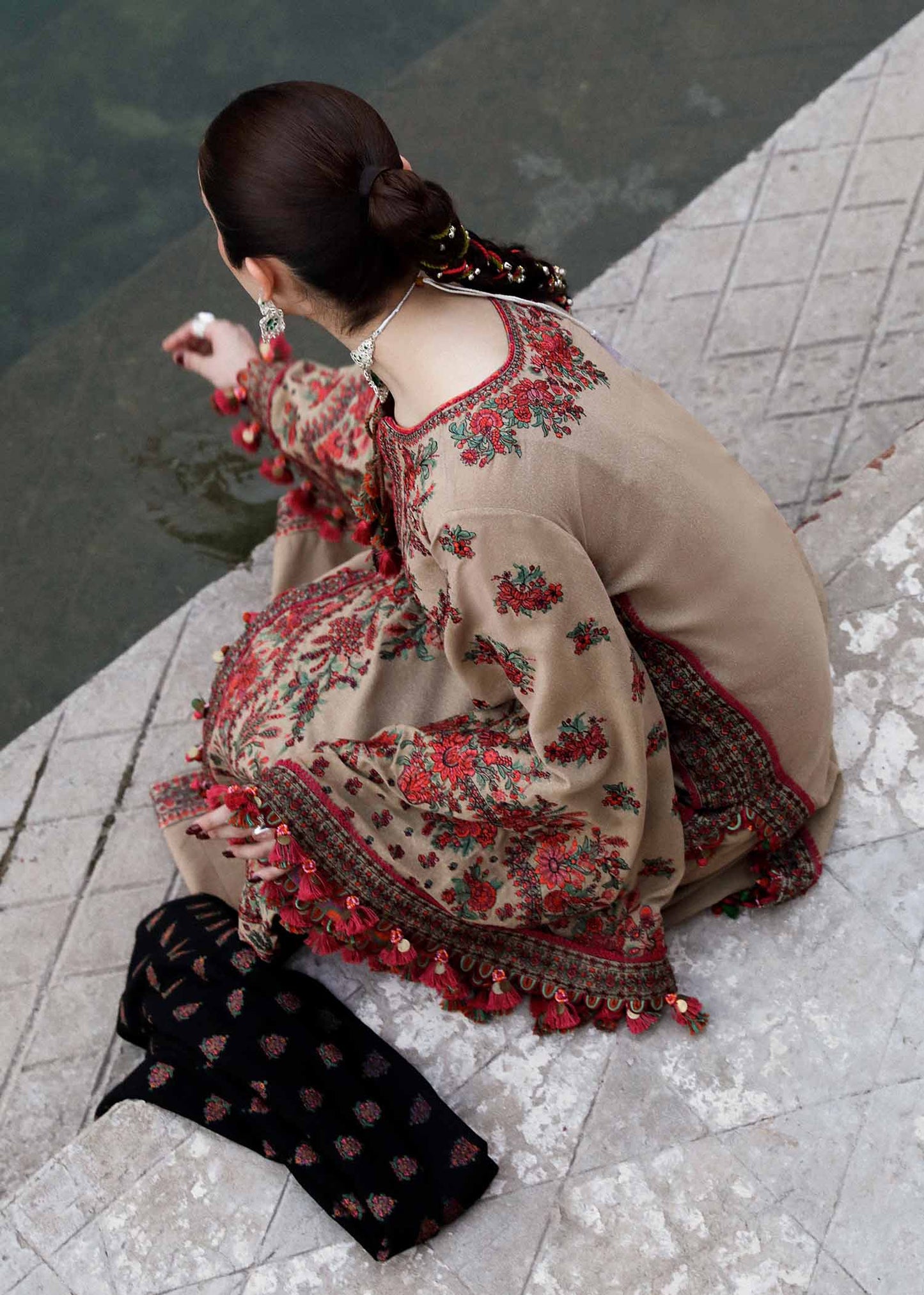 Hussain Rehar - 3PC Lawn Embroidered Suit -NE-A1045