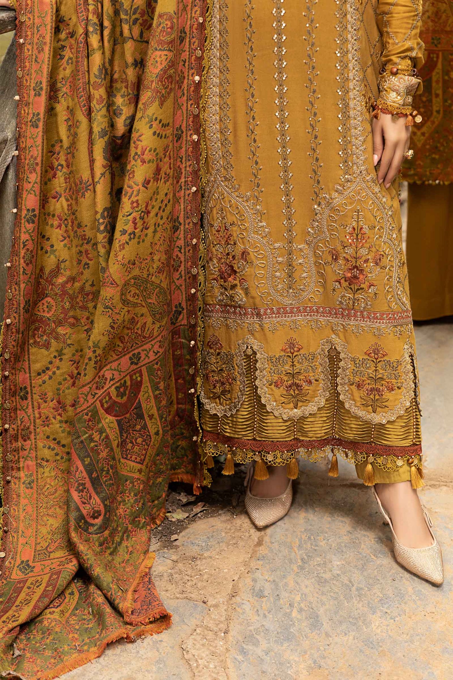 Maria B - 3PC Luxury Dhanak Embroidered Suit - NE - A1087